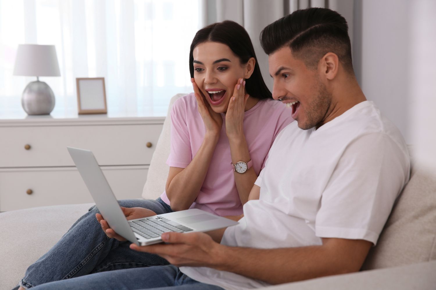 Preparing for an Online Auction: What You Need to Know Preparing for an Online Auction: What You Need to Know