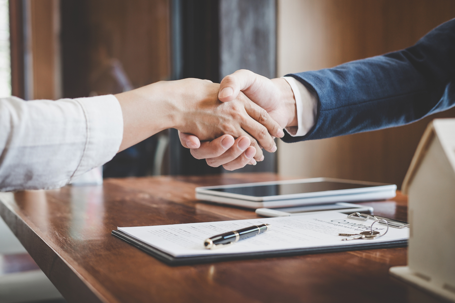 How to choose the best real estate agent to sell your home How to choose the best real estate agent to sell your home